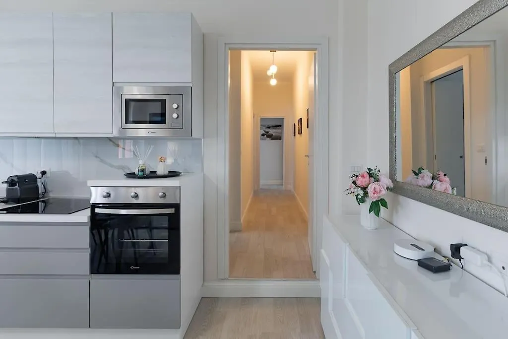 Appartamento Sacri Bnb Casa Vacanza ميلان 0*,
