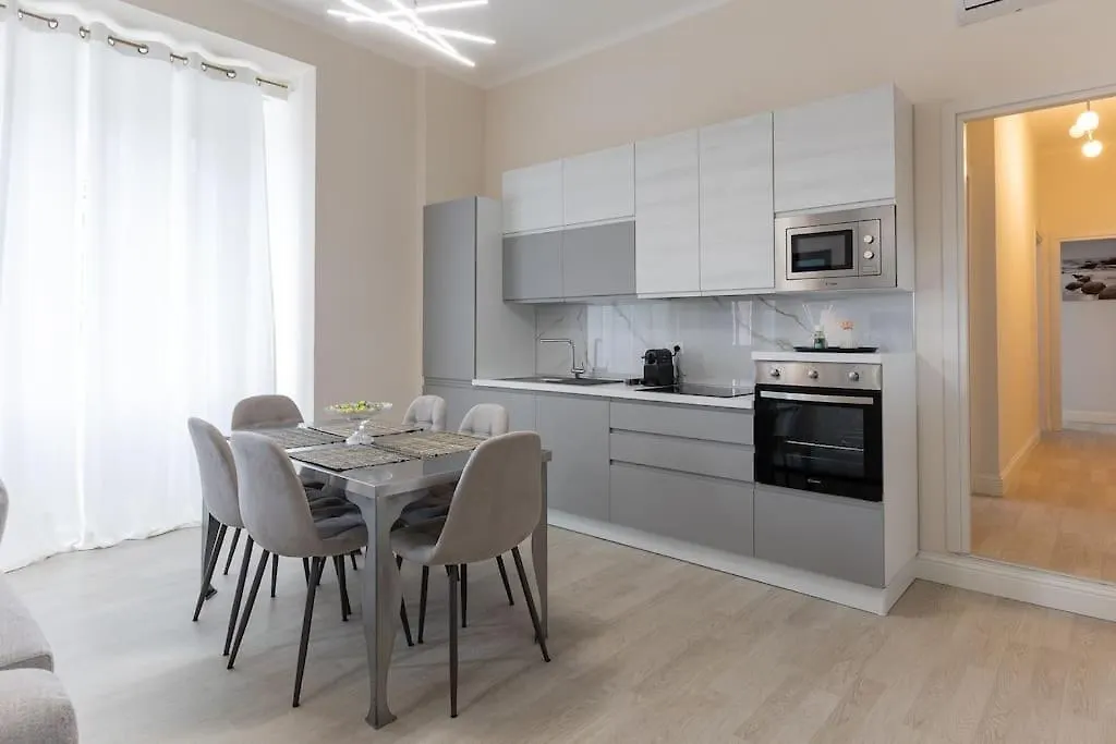 شقة Appartamento Sacri Bnb Casa Vacanza ميلان إيطاليا